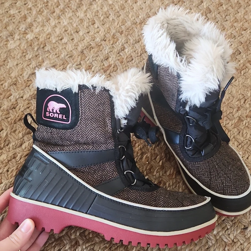 SOREL WOMEN TIVOLI II HERRINGBONE BOOTS SHOES, size 8, BROWN